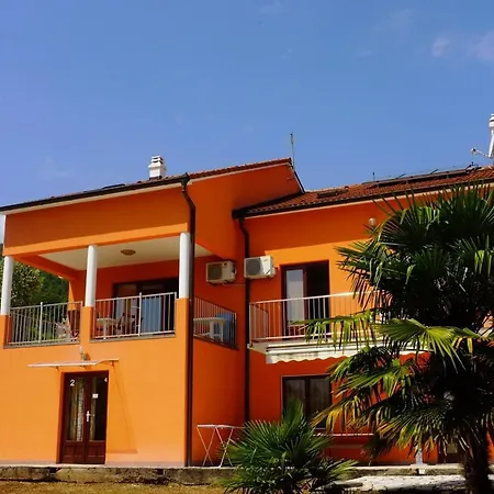 Apartments Marco Antonio *